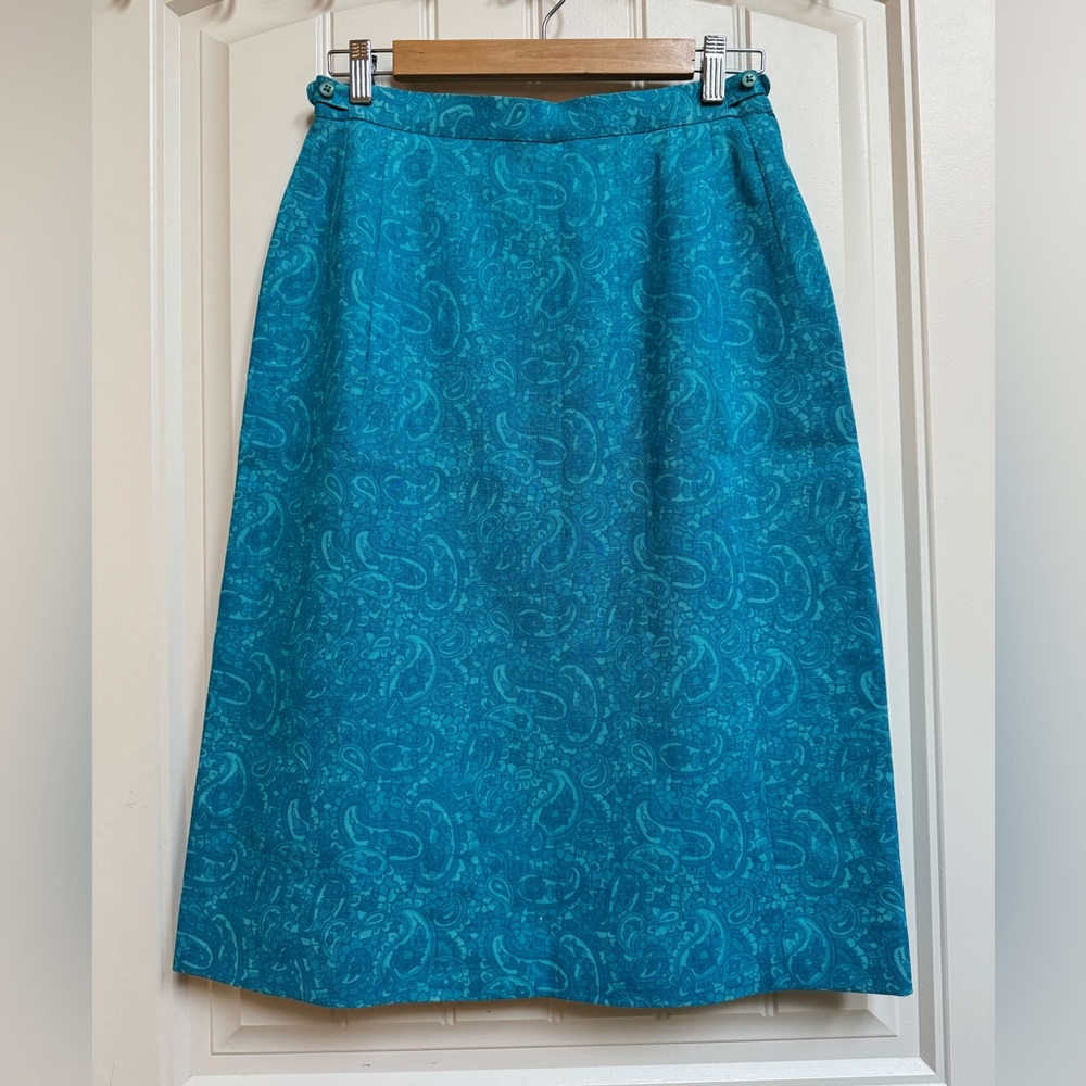 Vintage Daks Turquoise Paisley Linen A-Line Skirt with Pockets and Side Zip. 27”
